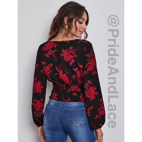 LAST 1️⃣ 🤍Red/Black Surplice Neck Shirred Floral Top - Picture 4 of 7